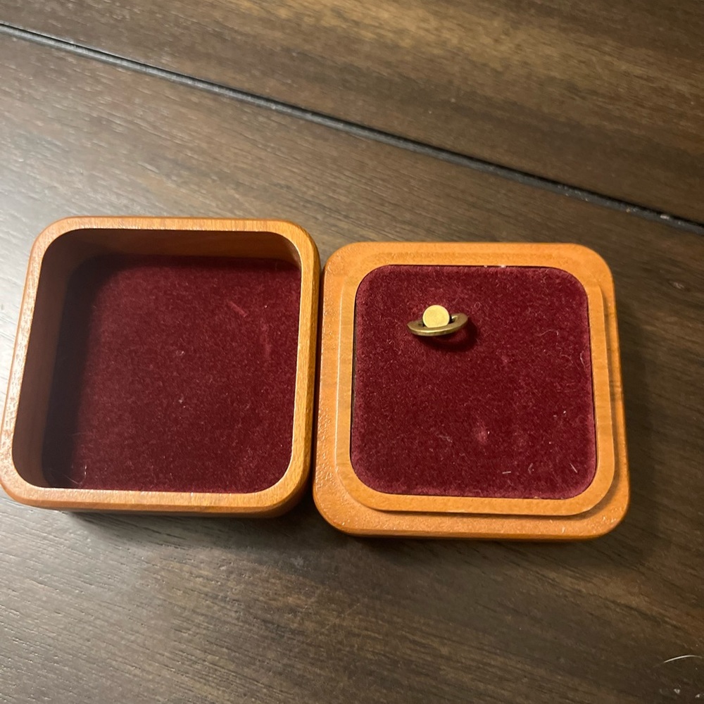Musical Box Trinket - Picture 3 of 3